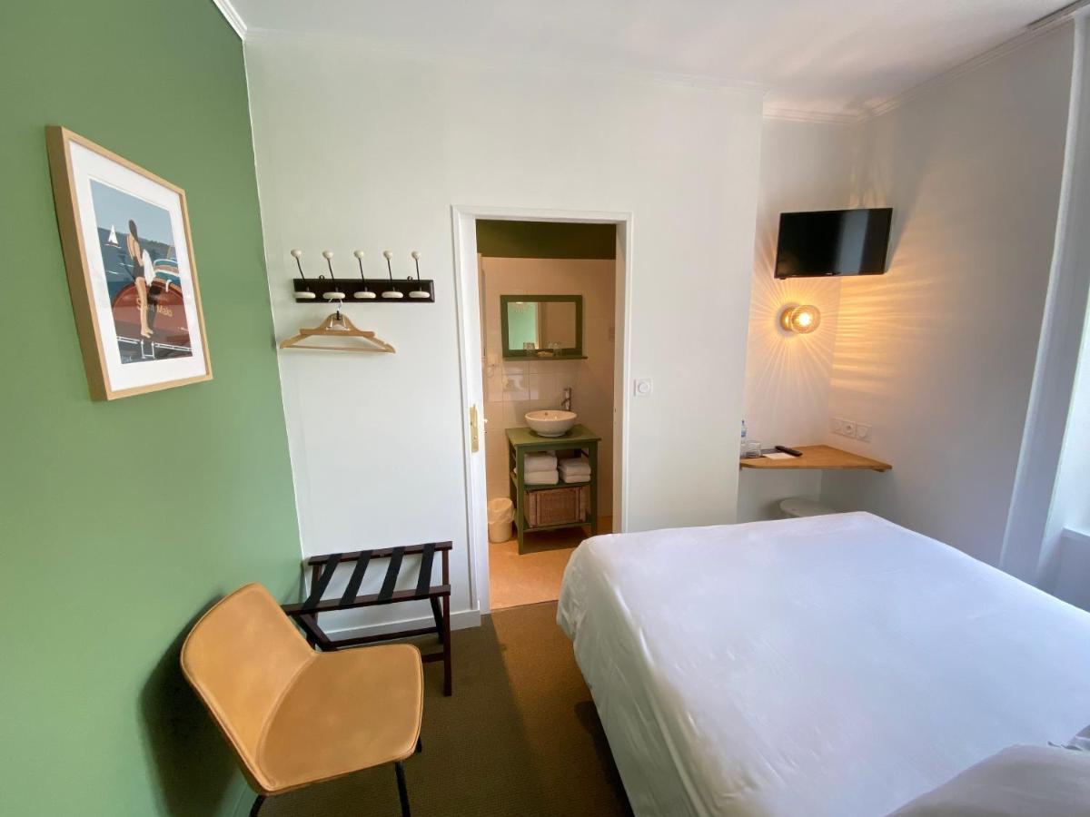 Hotel Du Parc ดีนาร์ ภายนอก รูปภาพ