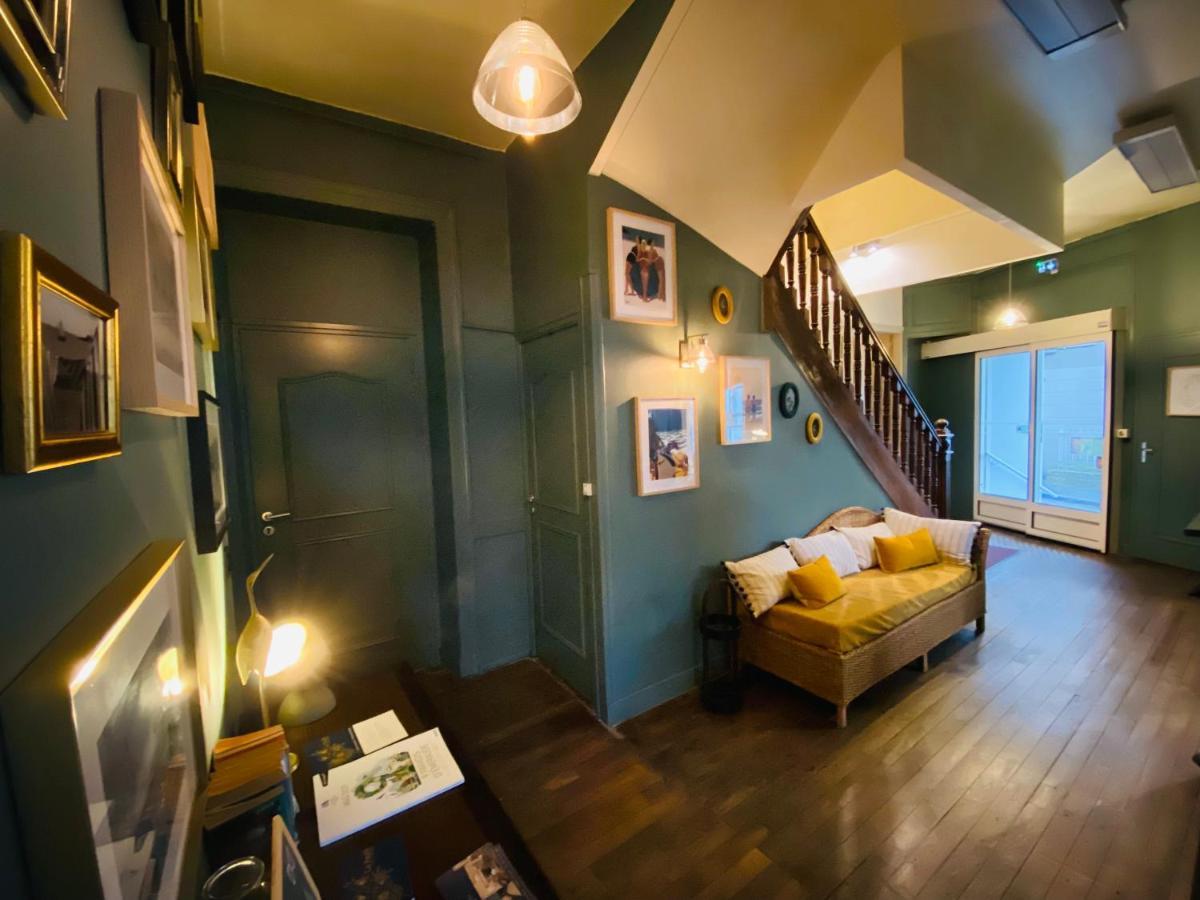 Hotel Du Parc ดีนาร์ ภายนอก รูปภาพ